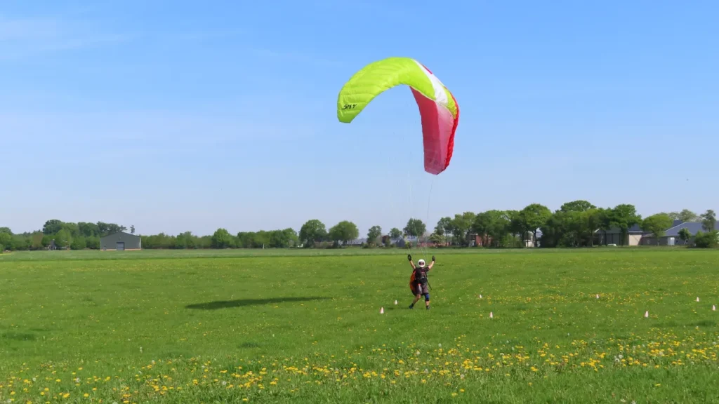 Paragliding opleiding Lier voor brevet 2